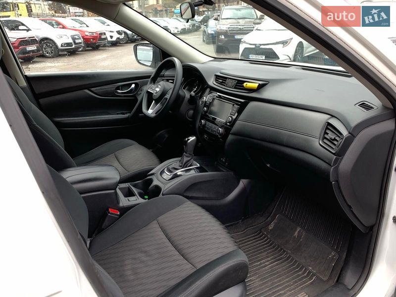 Позашляховик / Кросовер Nissan Rogue 2018 в Вінниці