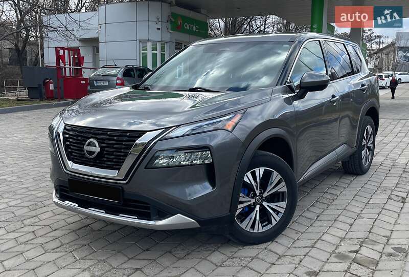 Nissan Rogue 2021