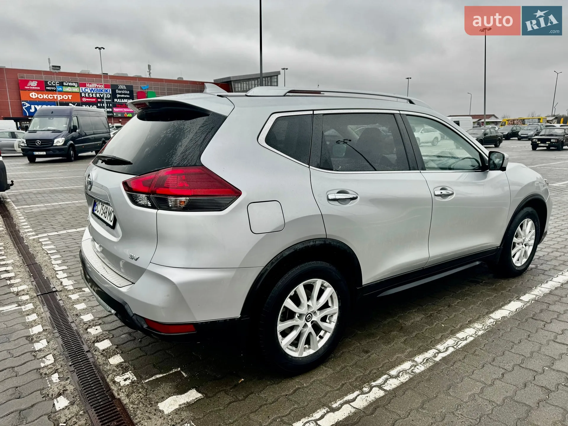 2018 Nissan Rogue - мініатюра 3