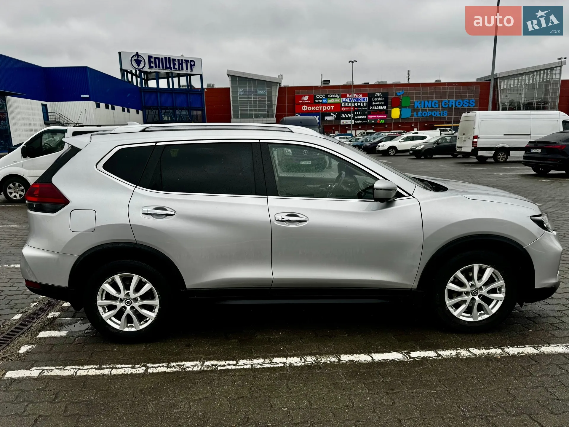 2018 Nissan Rogue - мініатюра 15