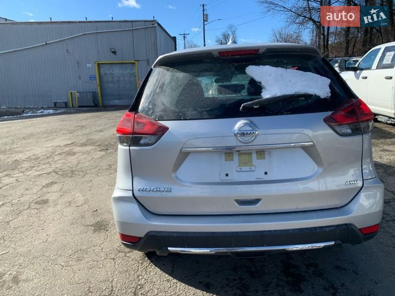 Внедорожник / Кроссовер Nissan Rogue 2020 в Ивано-Франковске