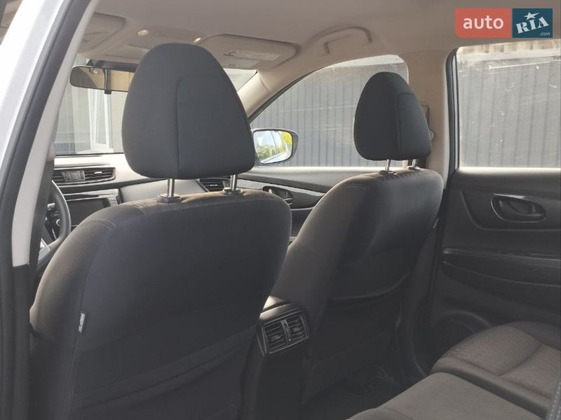 Внедорожник / Кроссовер Nissan Rogue 2020 в Ивано-Франковске