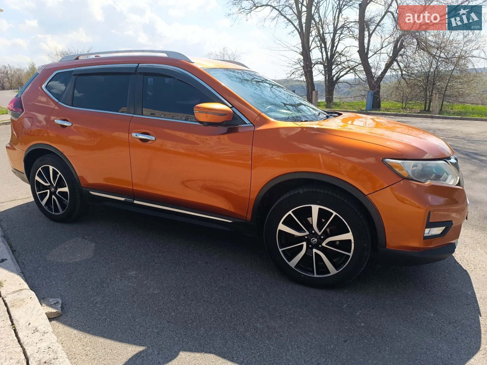2018 Nissan Rogue - мініатюра 2