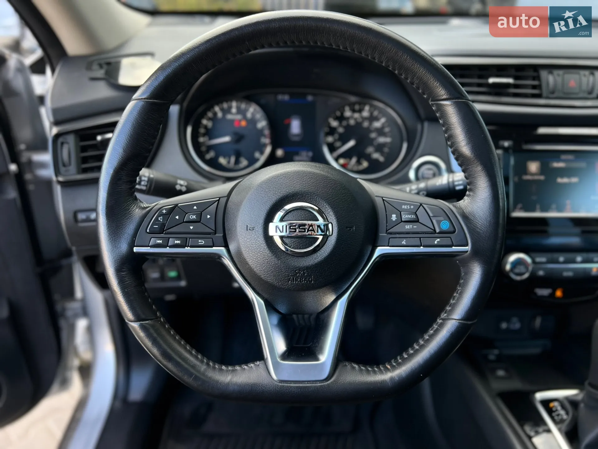 2018 Nissan Rogue - мініатюра 27