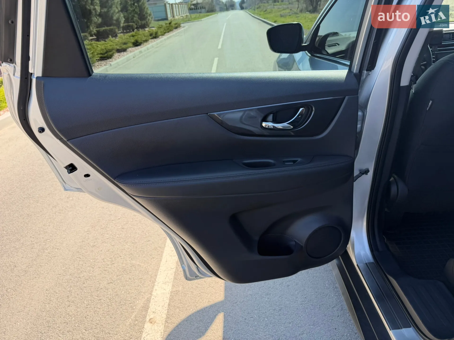 2017 Nissan Rogue - мініатюра 14