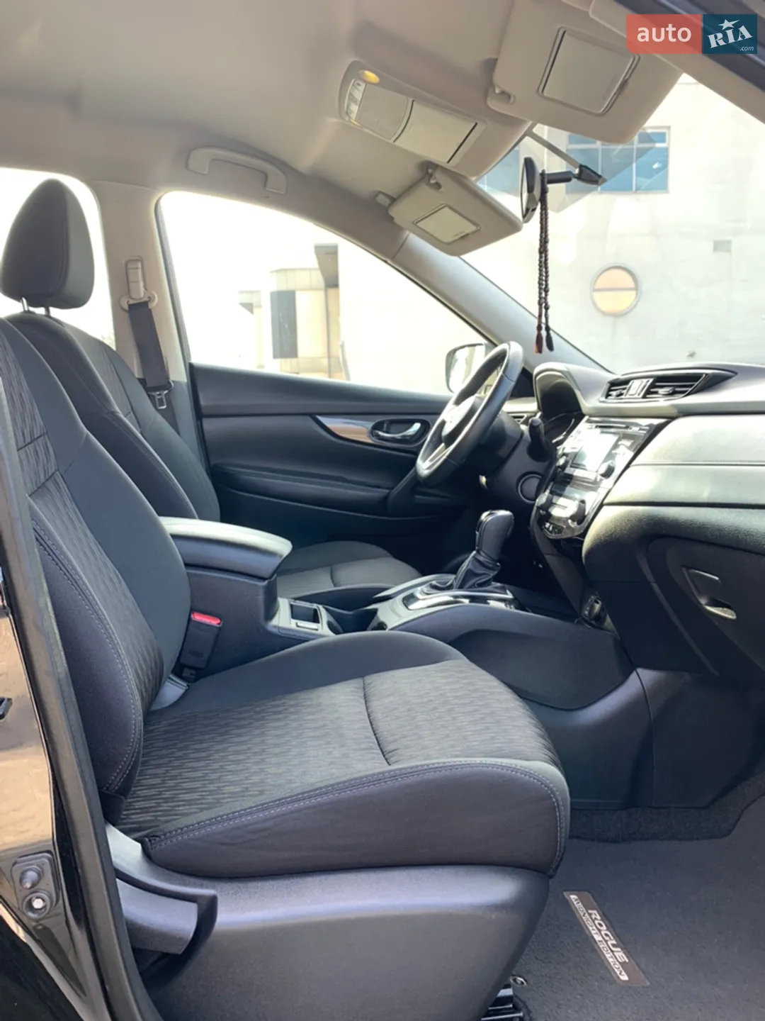 2017 Nissan Rogue - мініатюра 19