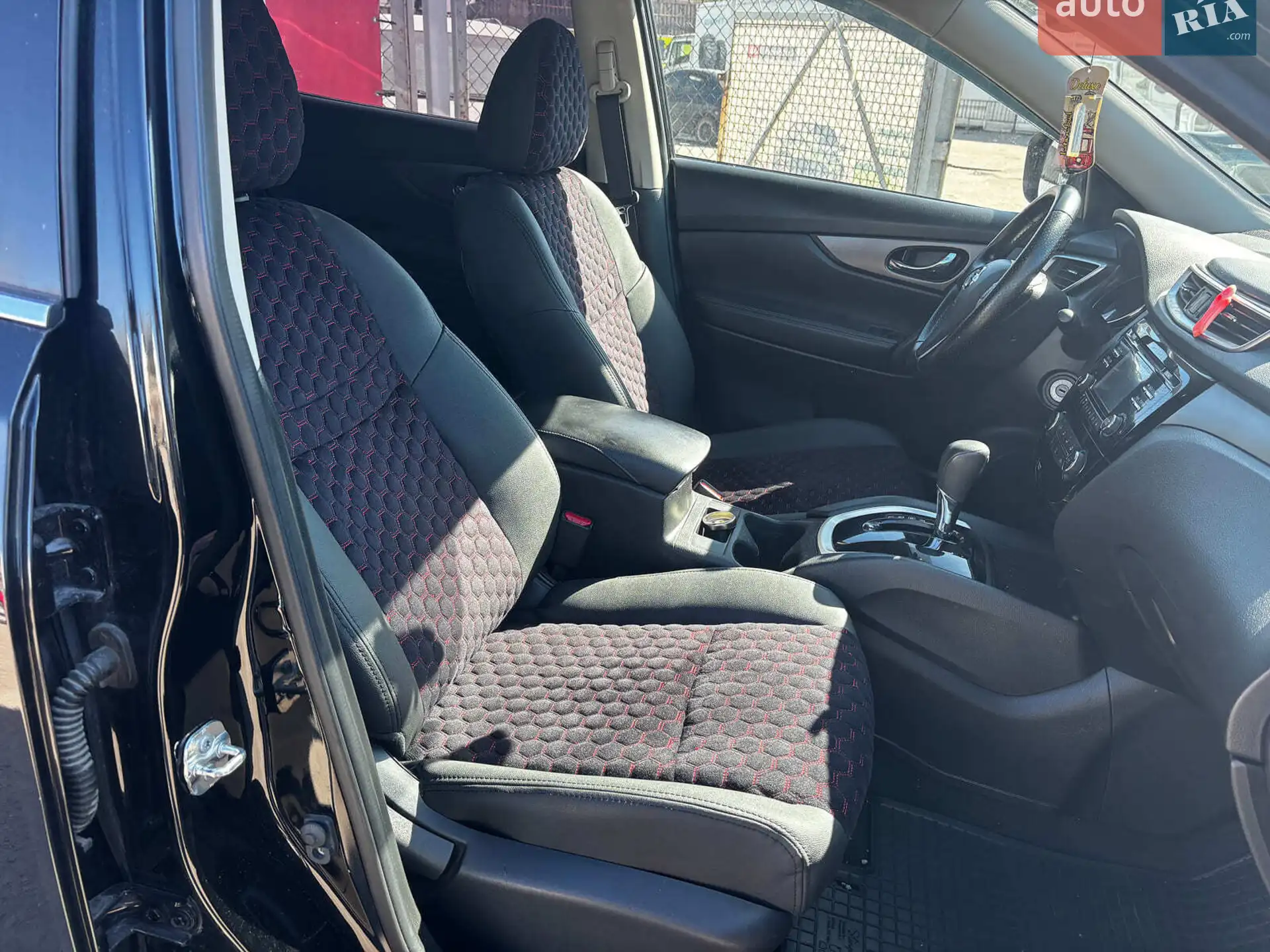 2016 Nissan Rogue - мініатюра 16