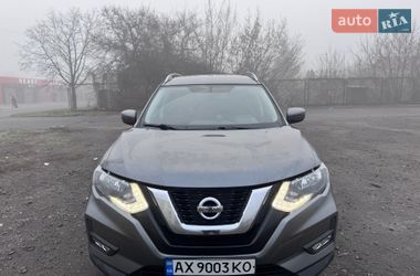 Внедорожник / Кроссовер Nissan Rogue 2016 в Харькове