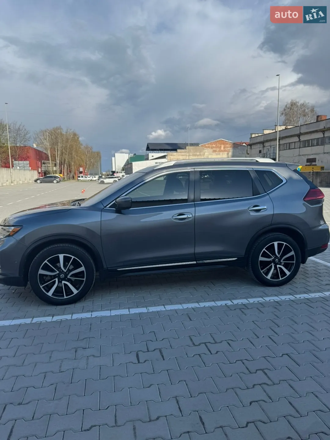 2017 Nissan Rogue - мініатюра 3