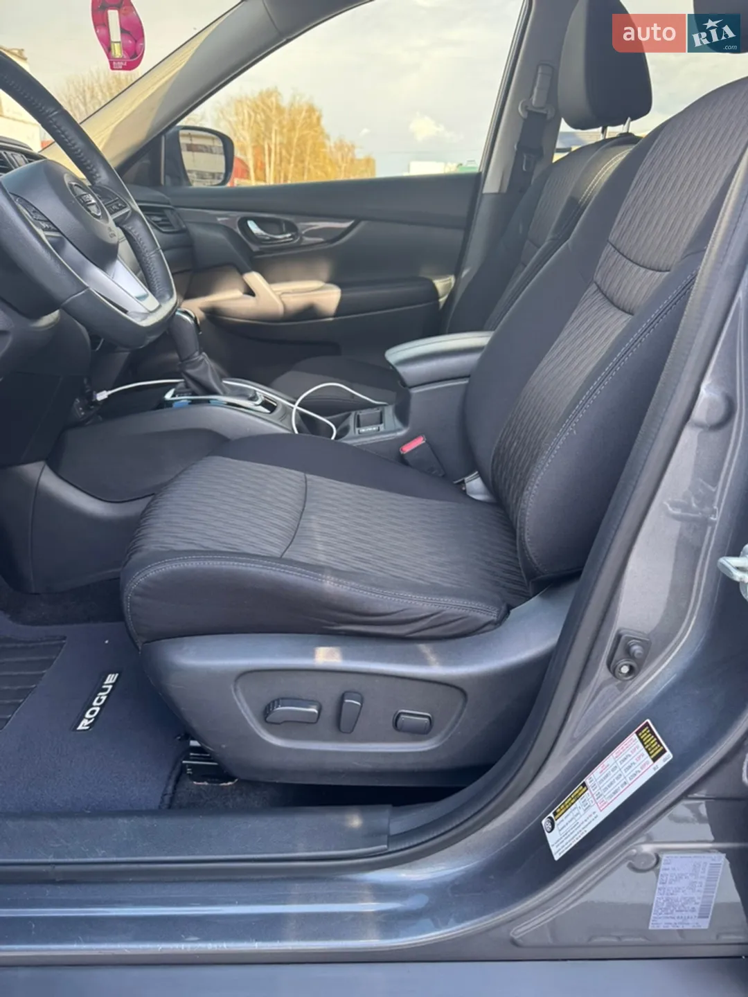 2017 Nissan Rogue - мініатюра 21