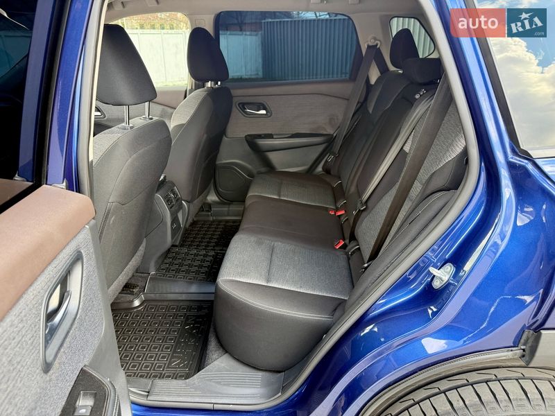 Позашляховик / Кросовер Nissan Rogue 2023 в Житомирі