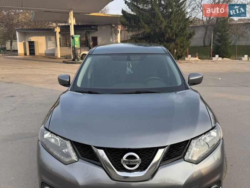 Внедорожник / Кроссовер Nissan Rogue 2015 в Днепре