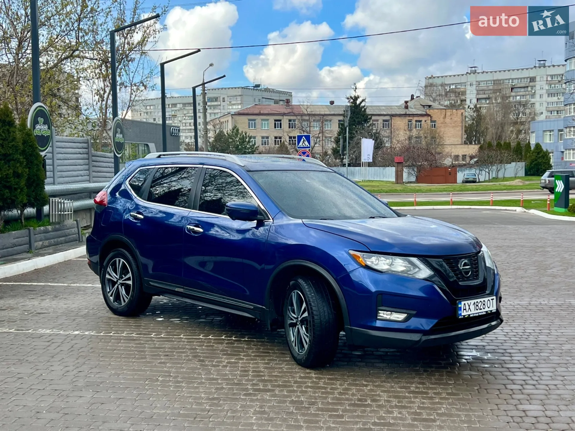 2018 Nissan Rogue - мініатюра 8