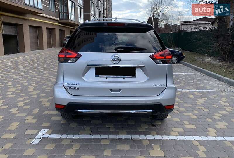 Позашляховик / Кросовер Nissan Rogue 2018 в Києві