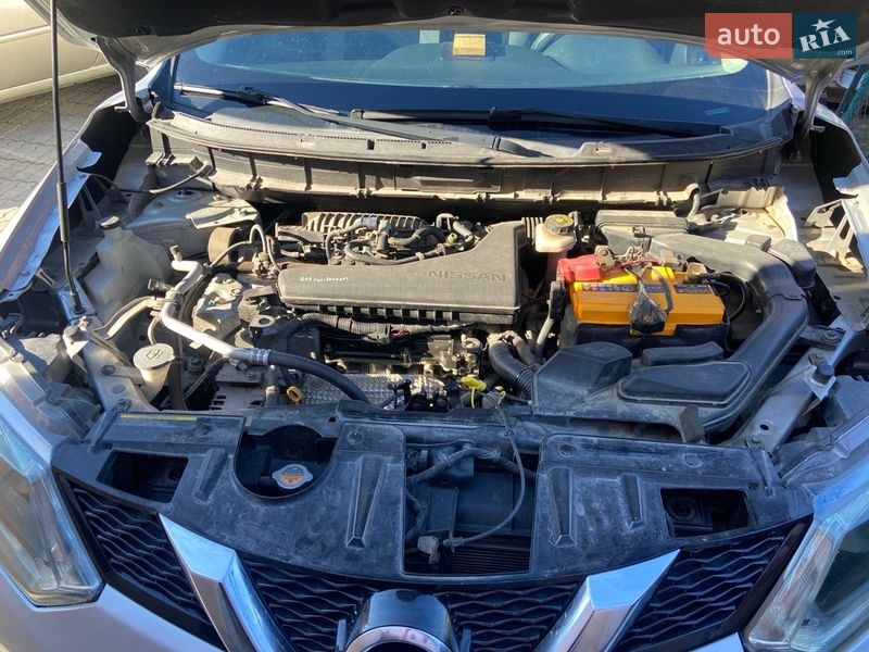 Позашляховик / Кросовер Nissan Rogue 2016 в Миколаєві