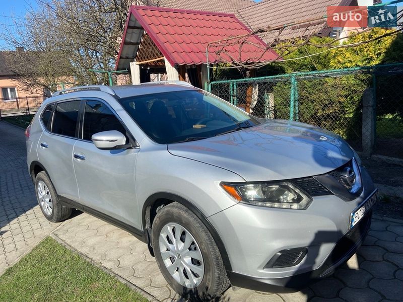 Позашляховик / Кросовер Nissan Rogue 2016 в Миколаєві