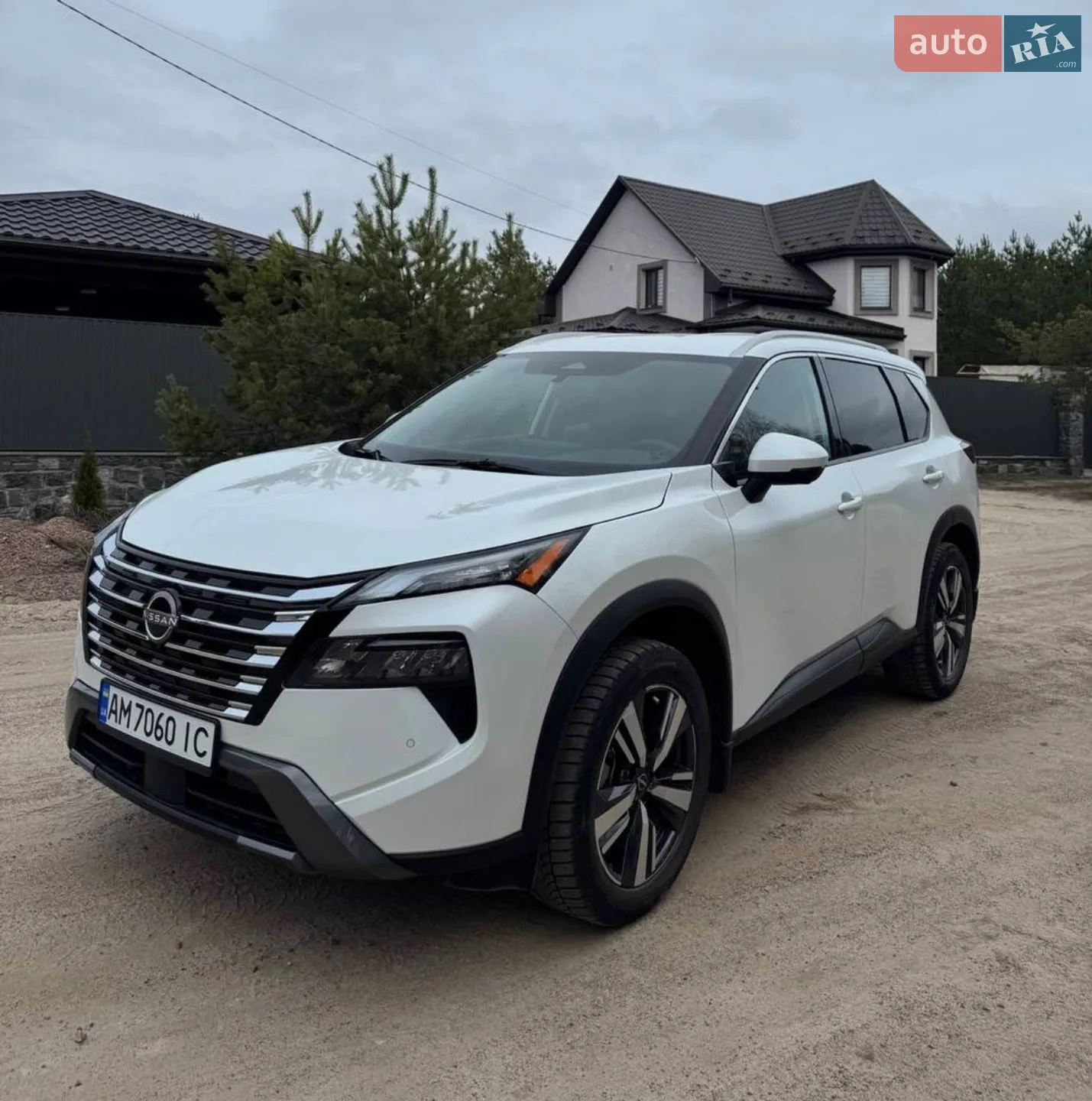 2025 Nissan Rogue - мініатюра 2