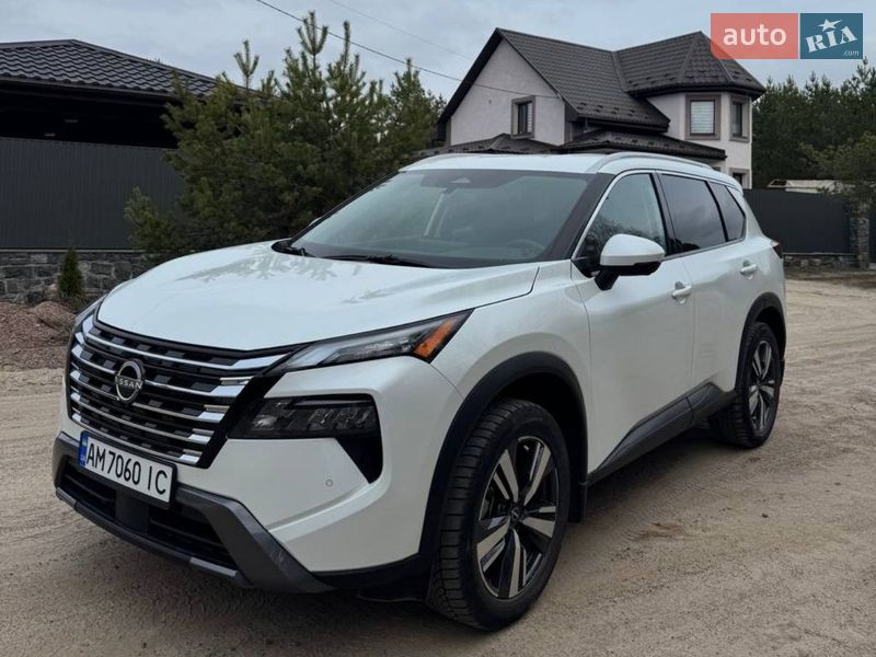 Позашляховик / Кросовер Nissan Rogue 2025 в Коростишеві
