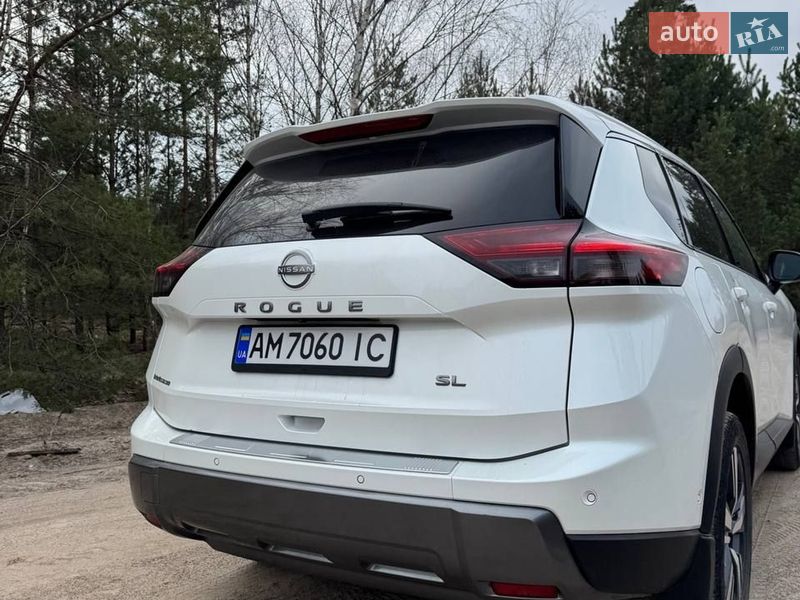 Позашляховик / Кросовер Nissan Rogue 2025 в Коростишеві
