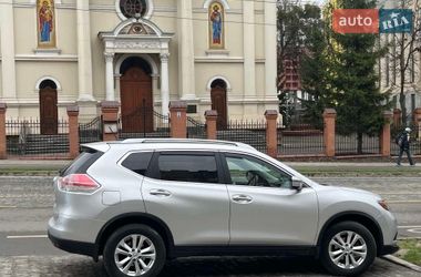 Позашляховик / Кросовер Nissan Rogue 2016 в Львові