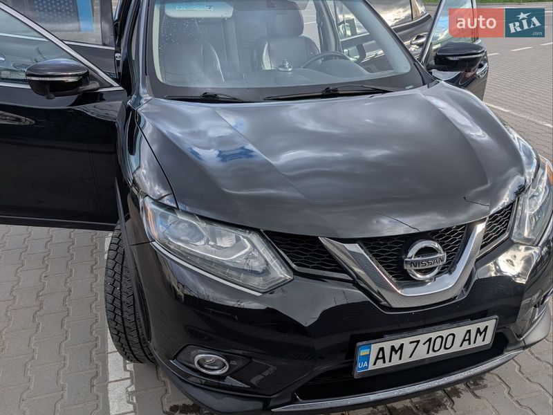 Позашляховик / Кросовер Nissan Rogue 2015 в Житомирі