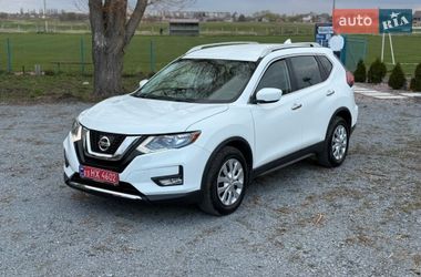 Внедорожник / Кроссовер Nissan Rogue 2018 в Ровно