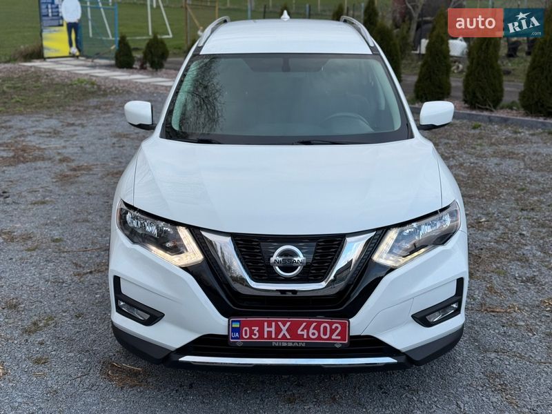 Позашляховик / Кросовер Nissan Rogue 2018 в Рівному