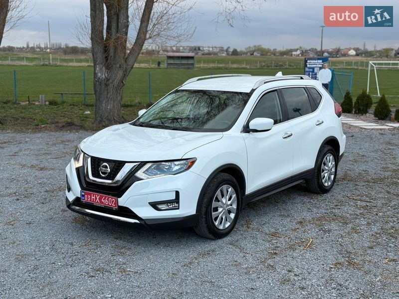 Позашляховик / Кросовер Nissan Rogue 2018 в Рівному