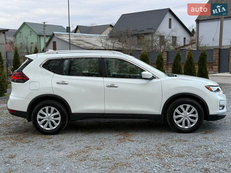 Позашляховик / Кросовер Nissan Rogue 2018 в Рівному