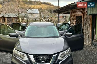 Позашляховик / Кросовер Nissan Rogue 2017 в Львові