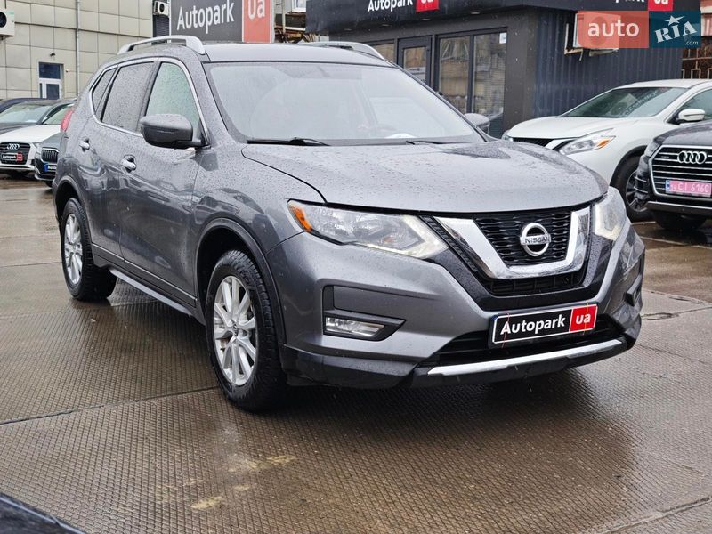 Позашляховик / Кросовер Nissan Rogue 2016 в Харкові