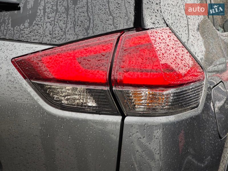 Позашляховик / Кросовер Nissan Rogue 2016 в Харкові