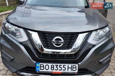Позашляховик / Кросовер Nissan Rogue 2016 в Збаражі