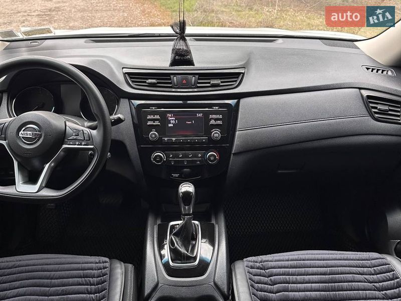 Позашляховик / Кросовер Nissan Rogue 2017 в Полтаві фото 14 Позашляховик / Кросовер Nissan Rogue 2017 в Полтаві