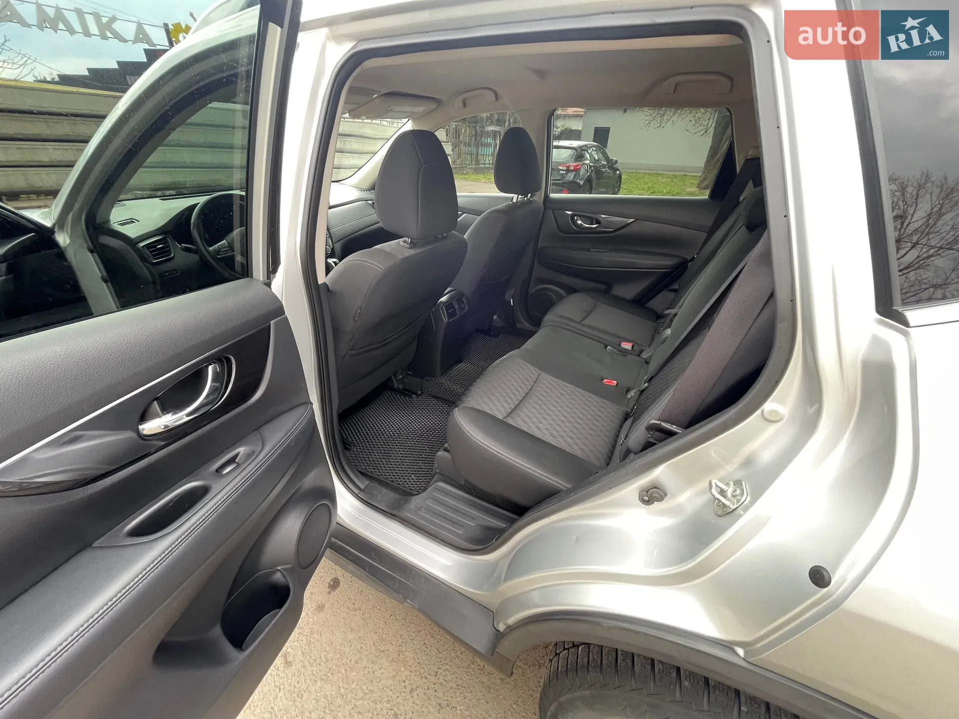 2019 Nissan Rogue - мініатюра 13