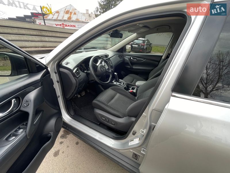 Внедорожник / Кроссовер Nissan Rogue 2019 в Львове