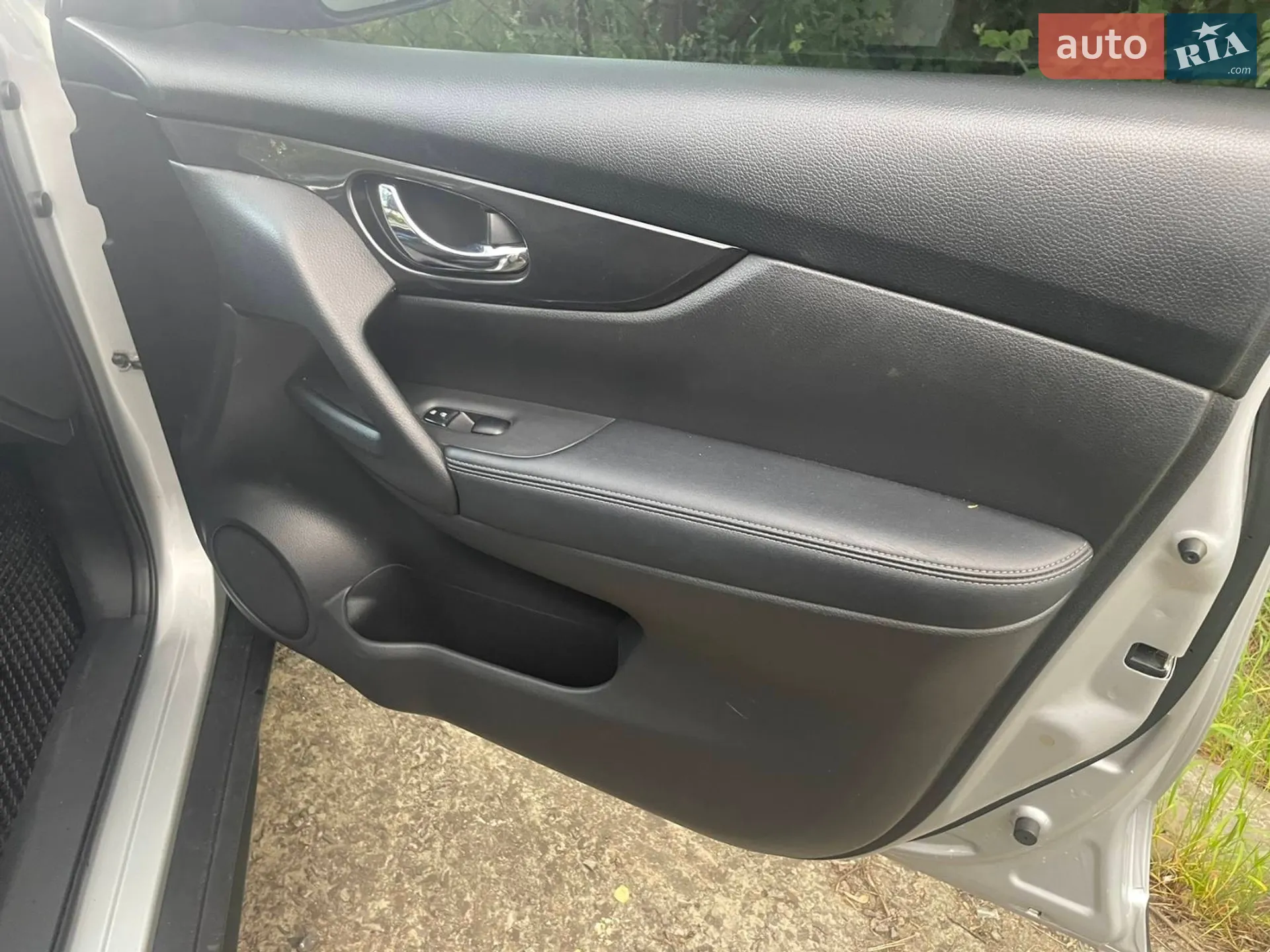 2017 Nissan Rogue - мініатюра 6