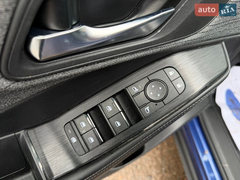 Позашляховик / Кросовер Nissan Rogue 2021 в Сумах