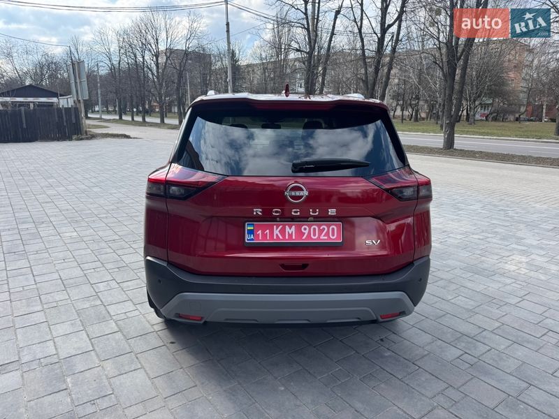 Внедорожник / Кроссовер Nissan Rogue 2023 в Ровно