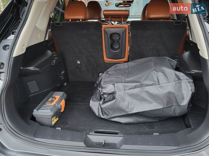 Внедорожник / Кроссовер Nissan Rogue 2018 в Ромнах