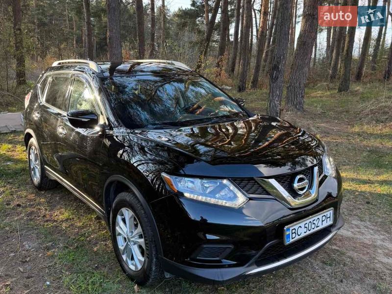Позашляховик / Кросовер Nissan Rogue 2015 в Новояворівську