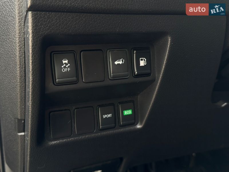 Позашляховик / Кросовер Nissan Rogue 2018 в Харкові