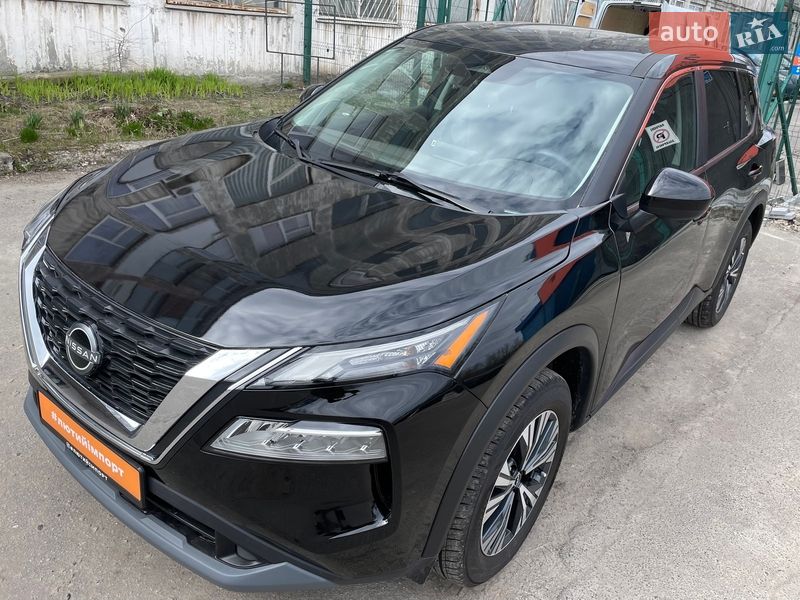 Внедорожник / Кроссовер Nissan Rogue 2023 в Сумах
