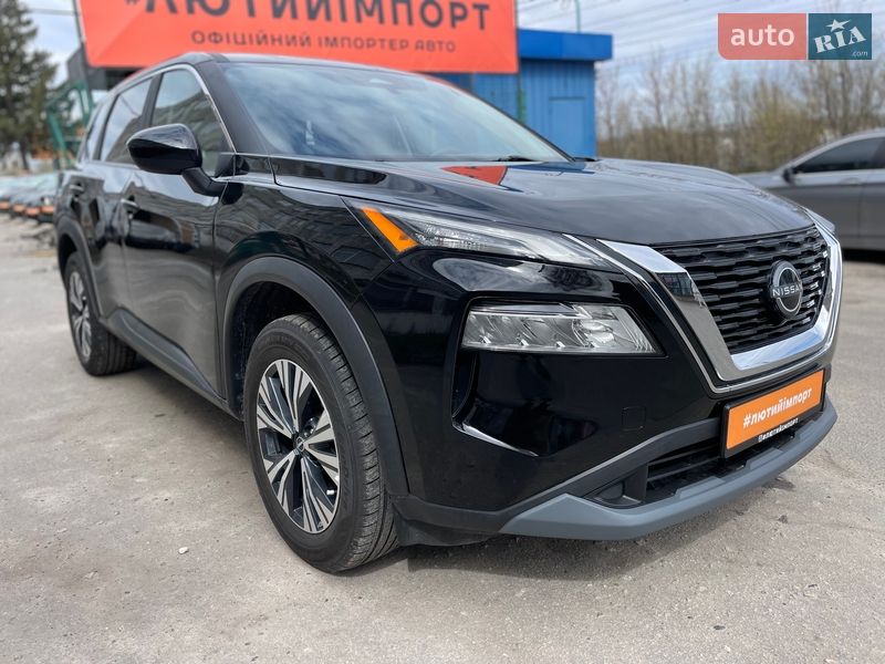 Внедорожник / Кроссовер Nissan Rogue 2023 в Сумах