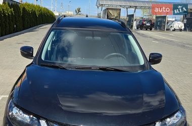 Внедорожник / Кроссовер Nissan Rogue 2017 в Черкассах