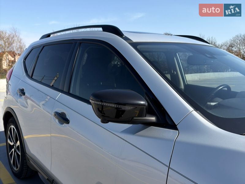 Позашляховик / Кросовер Nissan Rogue 2018 в Тернополі