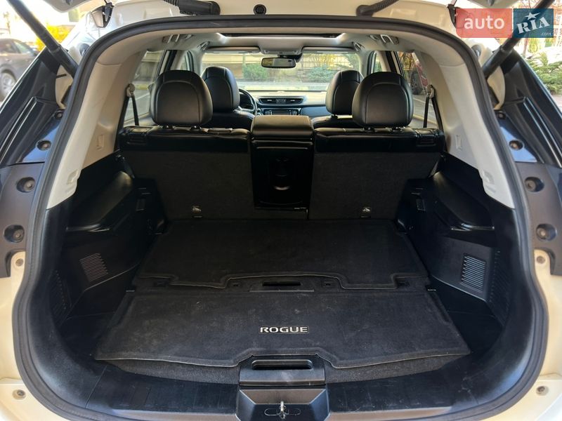 Позашляховик / Кросовер Nissan Rogue 2017 в Києві