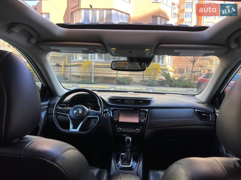 Позашляховик / Кросовер Nissan Rogue 2017 в Києві