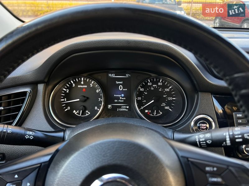 Позашляховик / Кросовер Nissan Rogue 2017 в Києві