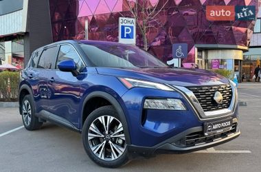 Позашляховик / Кросовер Nissan Rogue 2023 в Києві